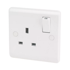 1 Gang Standard Switched Socket 13A